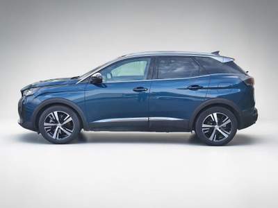 Peugeot 3008 Hybrid 225 e-EAT8 Allure Pack Blu/Azzurro usata San Giuseppe Vesuviano