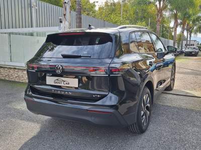 Volkswagen Tiguan Nuova 2.0 TDI 150CV DSG Edition Plus Nero usata San Giuseppe Vesuviano
