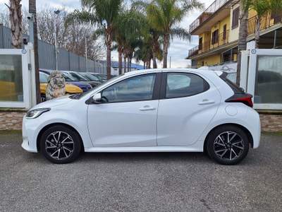 Toyota Yaris 5 porte Trend Bianco usata San Giuseppe Vesuviano
