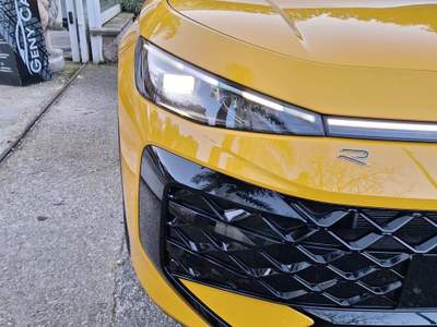 Volkswagen T-Roc NEW T-ROC 1.5 eTSI R-LINE ACT 150CV DSG Giallo usata San Giuseppe Vesuviano