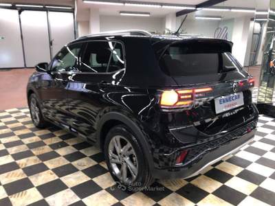 Volkswagen T-Cross 1.0 TSI 115 CV R-Line Nero usata Firenze