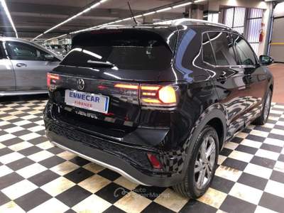Volkswagen T-Cross 1.0 TSI 115 CV R-Line Nero usata Firenze