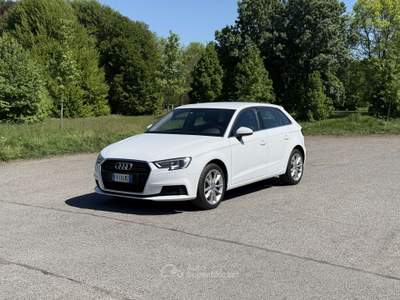 Audi A3 Sportback 30 1.6 tdi Sport 116cv s-tronic Bianco usata Torino
