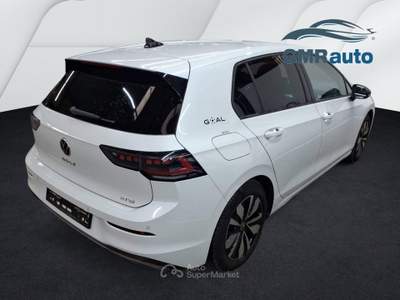 Volkswagen Golf Volkswagen Golf 8.5 1.5 ETSI 150 CV LIFE GOAL EDITION + MATRIX Bianco usata Genova
