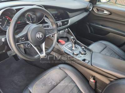 Alfa Romeo Giulia ALFA ROMEO Giulia 2.2 Turbodiesel 180 CV AT8 Super Blu/Azzurro usata Aprilia