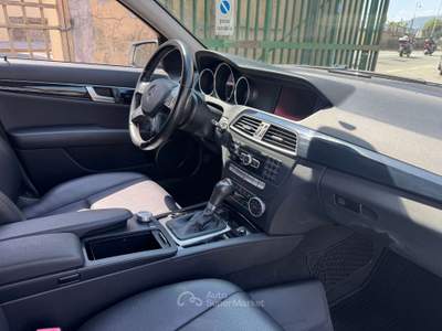 Mercedes-Benz Classe C W204 2011 Berlina cdi (be) Avantgarde AUTOMATICA Grigio usata Genova