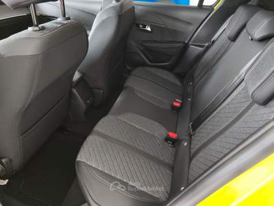 Peugeot 208 1.2 hybrid Allure 110cv e-dcs6 VARI COLORI /NO VINCOLI Giallo usata Meda