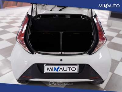 Toyota Aygo X 1.0 X-Cool 5 Porte 69CV EU6 Bianco usata Latina