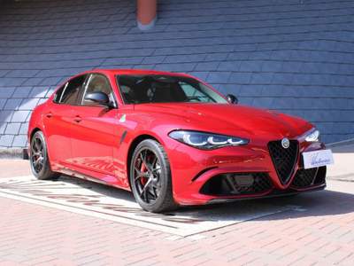 Alfa Romeo Giulia 2.9 V6 Quadrifoglio SPARCO-AKRAPOVIC Rosso usata Denno