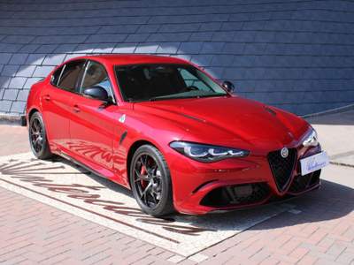 Alfa Romeo Giulia 2.9 V6 Quadrifoglio SPARCO-AKRAPOVIC Rosso usata Denno