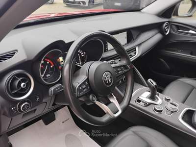 Alfa Romeo Stelvio 2.2 Turbodiesel 190 CV AT8 Q4 SPRINT SUPER - TETTO Rosso usata Monselice