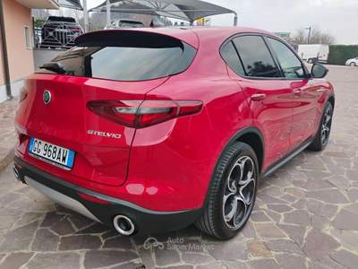Alfa Romeo Stelvio 2.2 Turbodiesel 190 CV AT8 Q4 SPRINT SUPER - TETTO Rosso usata Monselice