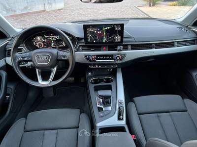 Audi A4 40 TDI 204 CV S tronic Business Evolution Blu/Azzurro usata Monselice