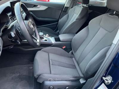 Audi A4 40 TDI 204 CV S tronic Business Evolution Blu/Azzurro usata Monselice
