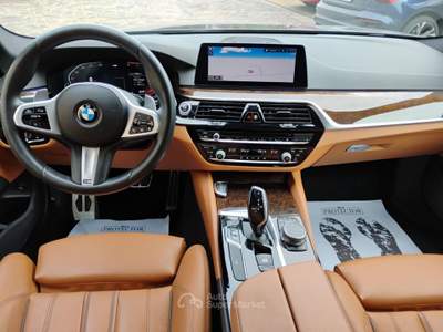 BMW Serie 5 520d d 48V xDrive Touring Msport Nero usata Monselice