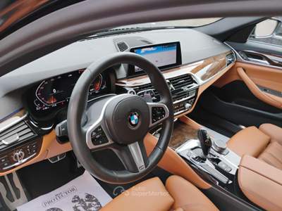 BMW Serie 5 520d d 48V xDrive Touring Msport Nero usata Monselice