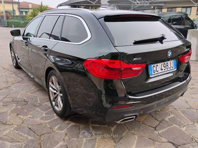 BMW Serie 5 520d d 48V xDrive Touring Msport Nero usata Monselice