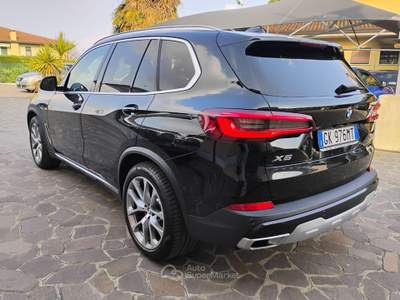 BMW X5 xDrive30d 48V xLine Nero usata Monselice