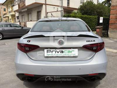 Alfa Romeo Giulia ALFA ROMEO Giulia 2.2 Turbodiesel 210 CV AT8 AWD Q4 Veloce Grigio usata Montesilvano