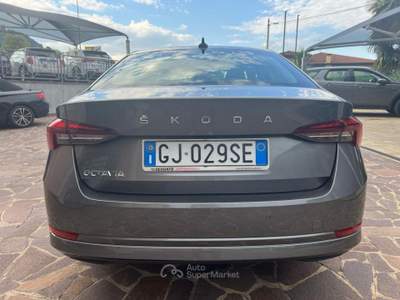 Skoda Octavia 2.0 TDI EVO SCR Executive - BERLINA - Grigio usata Monselice