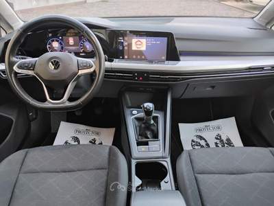 Volkswagen Golf 2.0 TDI 115 CV SCR Life Bianco usata Monselice