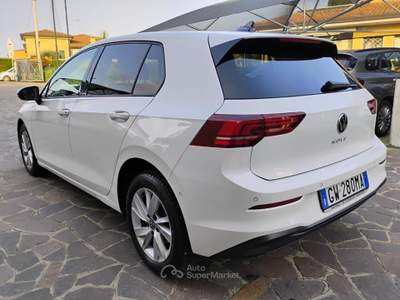 Volkswagen Golf 2.0 TDI 115 CV SCR Life Bianco usata Monselice