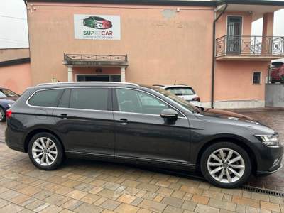 Volkswagen Passat 2.0 TDI SCR EVO DSG Business Grigio usata Monselice