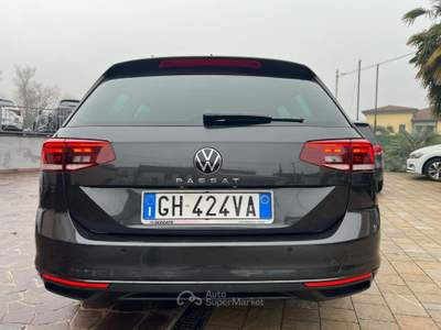 Volkswagen Passat 2.0 TDI SCR EVO DSG Business Grigio usata Monselice