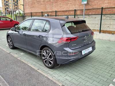 Volkswagen Golf VOLKSWAGEN Golf 2.0 TDI DSG SCR Life Grigio usata Torino
