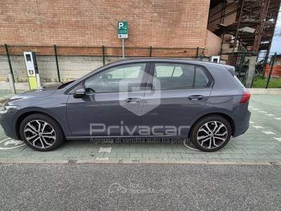 Volkswagen Golf VOLKSWAGEN Golf 2.0 TDI DSG SCR Life Grigio usata Torino
