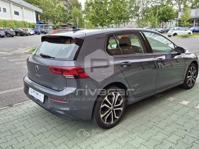 Volkswagen Golf VOLKSWAGEN Golf 2.0 TDI DSG SCR Life Grigio usata Torino