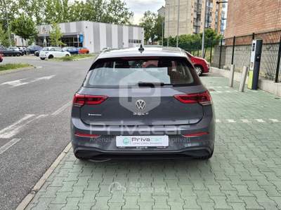 Volkswagen Golf VOLKSWAGEN Golf 2.0 TDI DSG SCR Life Grigio usata Torino