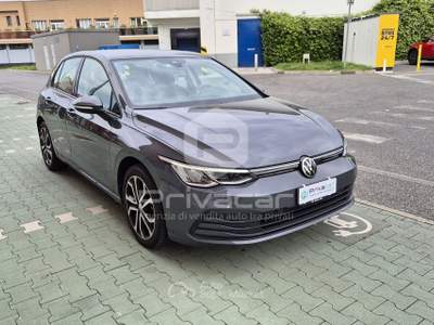 Volkswagen Golf VOLKSWAGEN Golf 2.0 TDI DSG SCR Life Grigio usata Torino