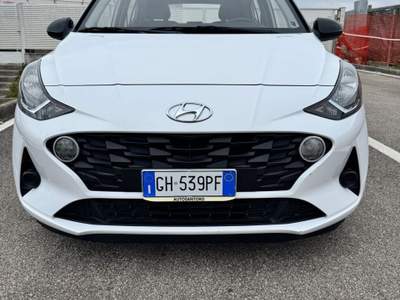 Hyundai i10 UNICOPRO SALERNO - 2022 Bianco usata Salerno