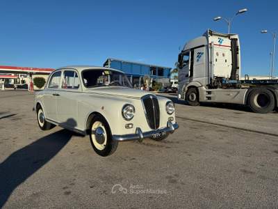 Lancia Appia SECONDA SERIE TARGA E DOC ORIGINALI SA - 1958 Bianco usata Salerno