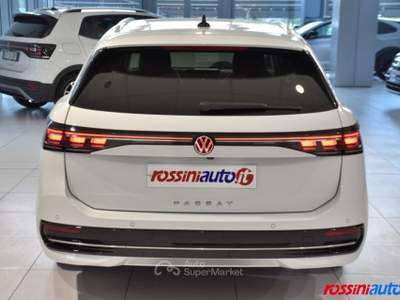 Volkswagen Passat 2.0 TDI 150 CV DSG ELEGANCE MATRIX LED - BAULE ELE Bianco usata Quinzano D'oglio