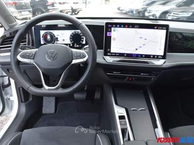 Volkswagen Passat 2.0 TDI 150 CV DSG ELEGANCE MATRIX LED - BAULE ELE Bianco usata Quinzano D'oglio