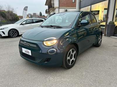 Fiat 500e 23,65 kWh Blu/Azzurro usata Chieri