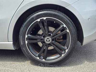 Mercedes-Benz Classe A D NIGHT EDITION AUTOMATGICA CAMERA/NAVI/18 Grigio usata Prato