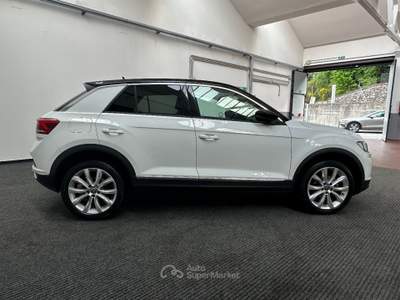 Volkswagen T-Roc 1.5 tsi Sport dsg RETROCAMERA|ACC|CARPLAY|18' Bianco usata Como