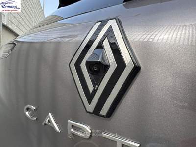 Renault Captur 1.2 ECO-G 120 CV TECHNO Grigio usata Sant'Anastasia
