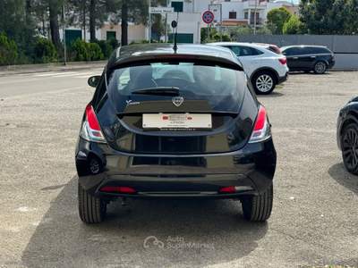 Lancia Ypsilon Ypsilon 1.2 69 CV 5p. GPL Ecochic Silver Nero usata Bernalda
