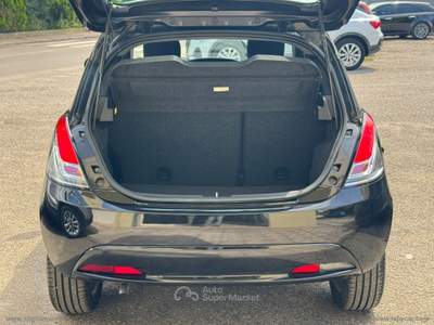 Lancia Ypsilon Ypsilon 1.2 69 CV 5p. GPL Ecochic Silver Nero usata Bernalda
