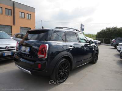 MINI Clubman Mini Cooper D Business Countryman Autom. Blu/Azzurro usata Anagni