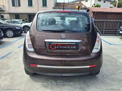 Lancia Ypsilon Ypsilon 1.2 69 CV Platinum Lilla usata Prato