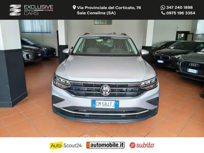 Volkswagen Tiguan Tiguan 2.0 TDI 150CV SCR DSG Life Argento usata Sala Consilina