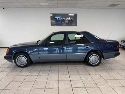 Mercedes-Benz Classe E 🟢 220E-16V cat ASI CLIMA Blu/Azzurro usata Marmirolo