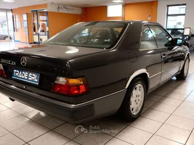 Mercedes-Benz Classe E 🟢 300 CE-24V - ASI - Clima Nero usata Marmirolo