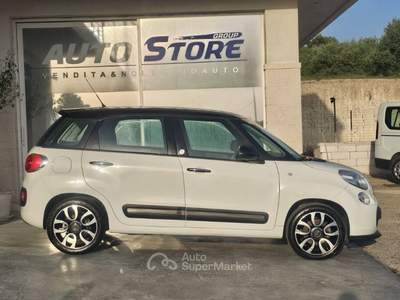 Fiat 500 1.3 mjt Panoramic Edition 85cv Bianco usata Vittoria