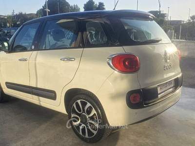 Fiat 500 1.3 mjt Panoramic Edition 85cv Bianco usata Vittoria